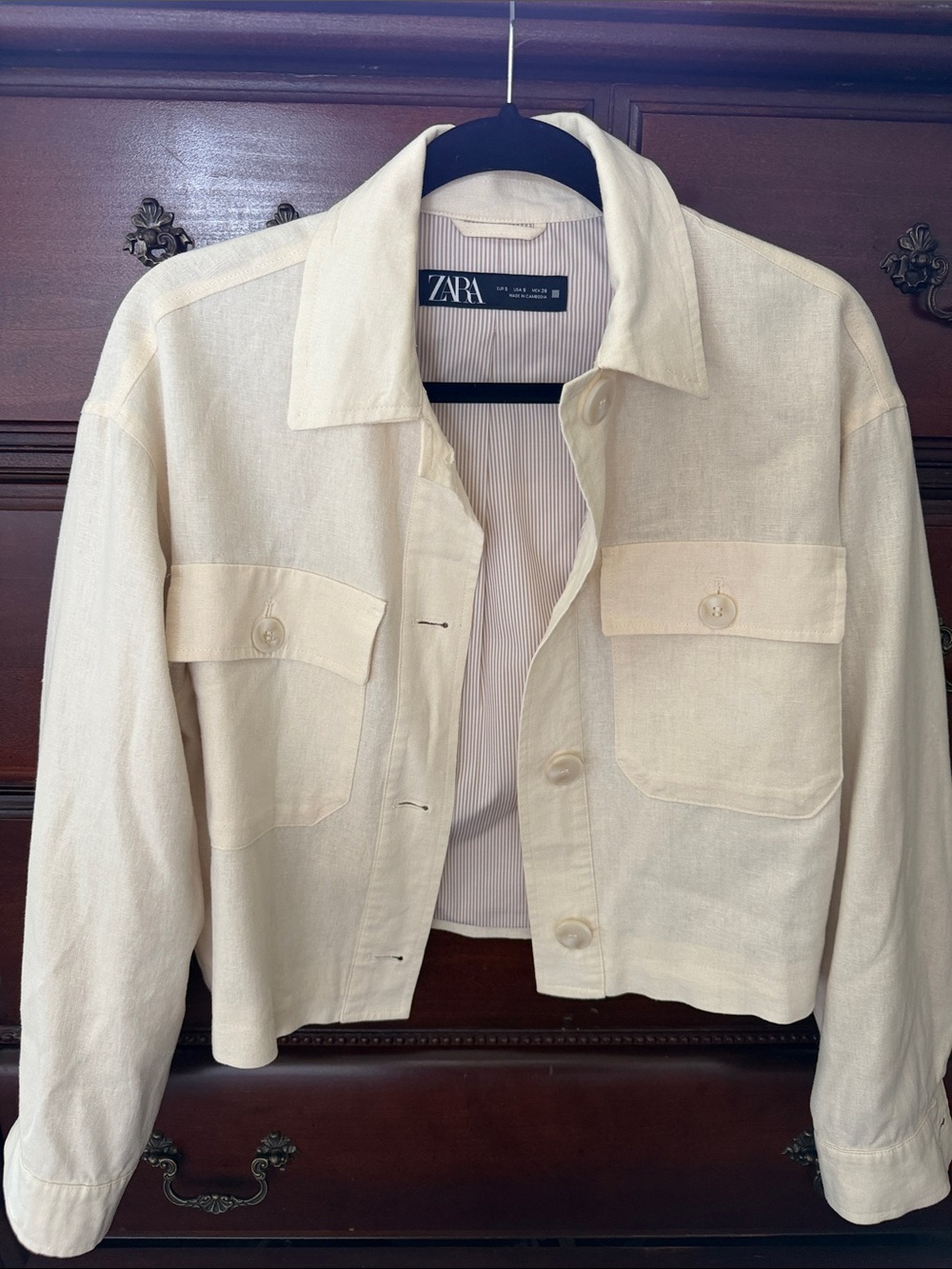 Zara Cream Button-Front Cropped Jacket